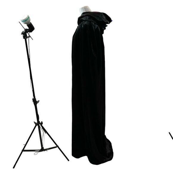 Ladies Long‎ Black Velvet Hooded Robe with Purple Satin Lining One Size - Picture 6 of 11